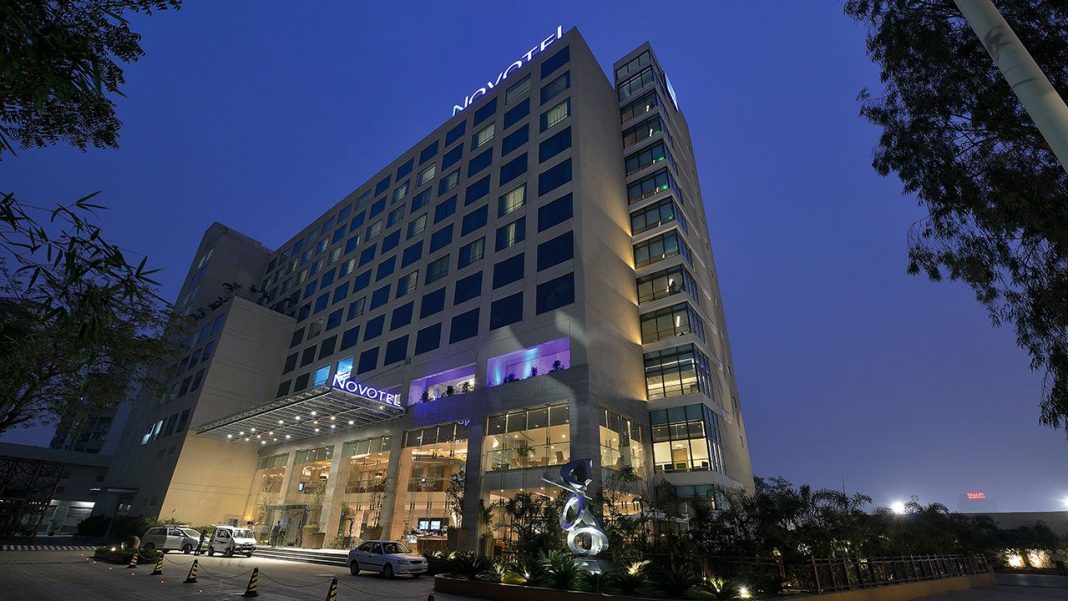 Hotels In Ahmedabad With Liquor Shop