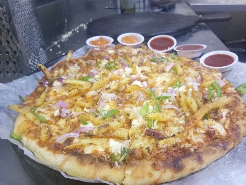 15+ Pizza Restaurant in Ahmedabad