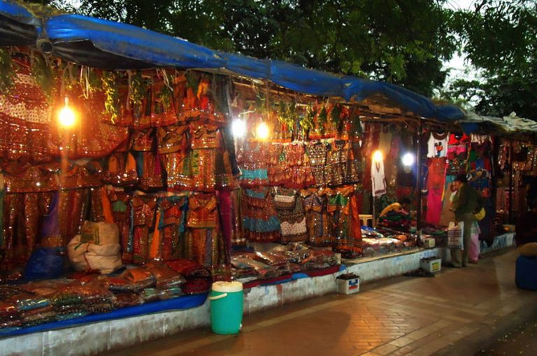 Street Shopping in Ahmedbad