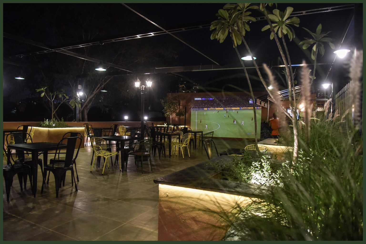 Top Rooftop Restaurants in Ahmedabad - Dine Under the Stars | Explore