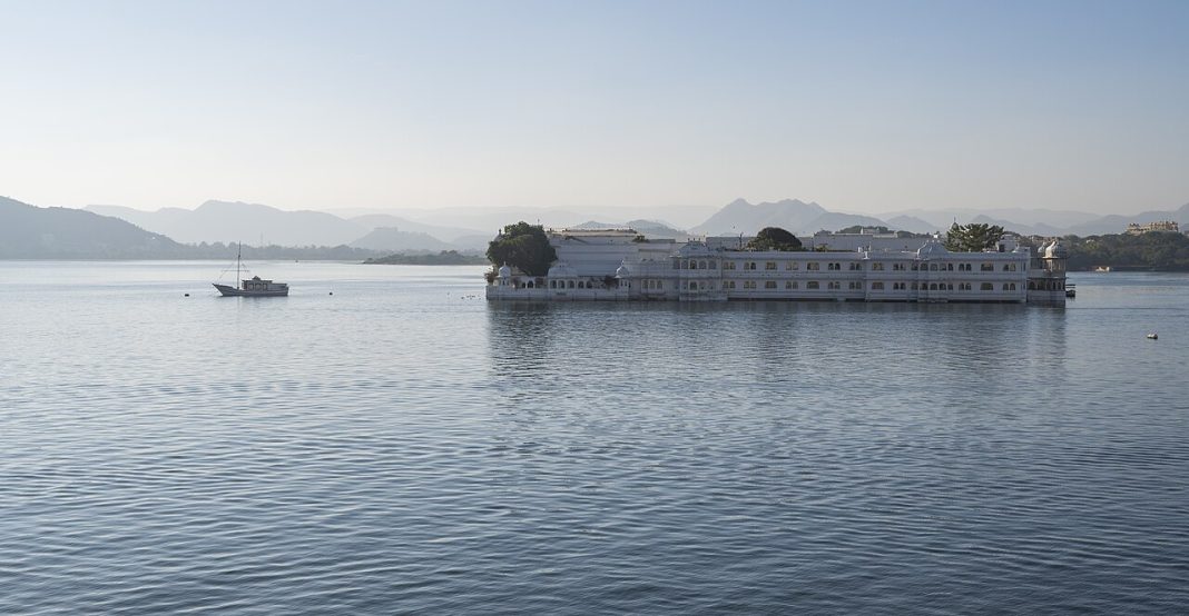 Ahmedabad to Udaipur Travel Guide